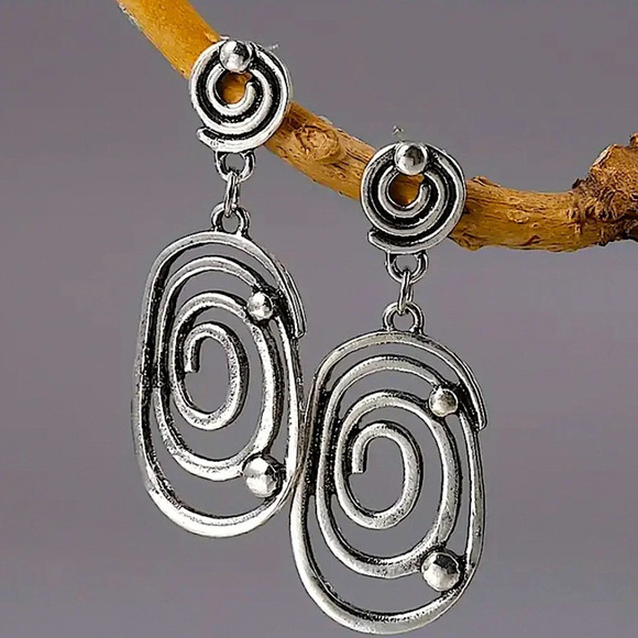 Silver Swirl Boho Earrings Geometric Irregular Dangle - Picture 1 of 4